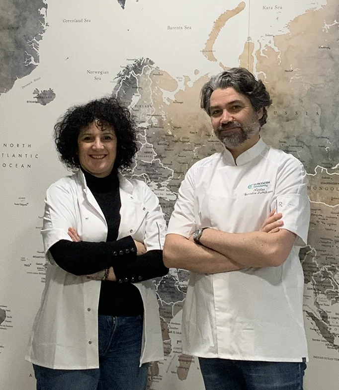 Deux professionnels Eurogerm Academy sur le site officiel.
